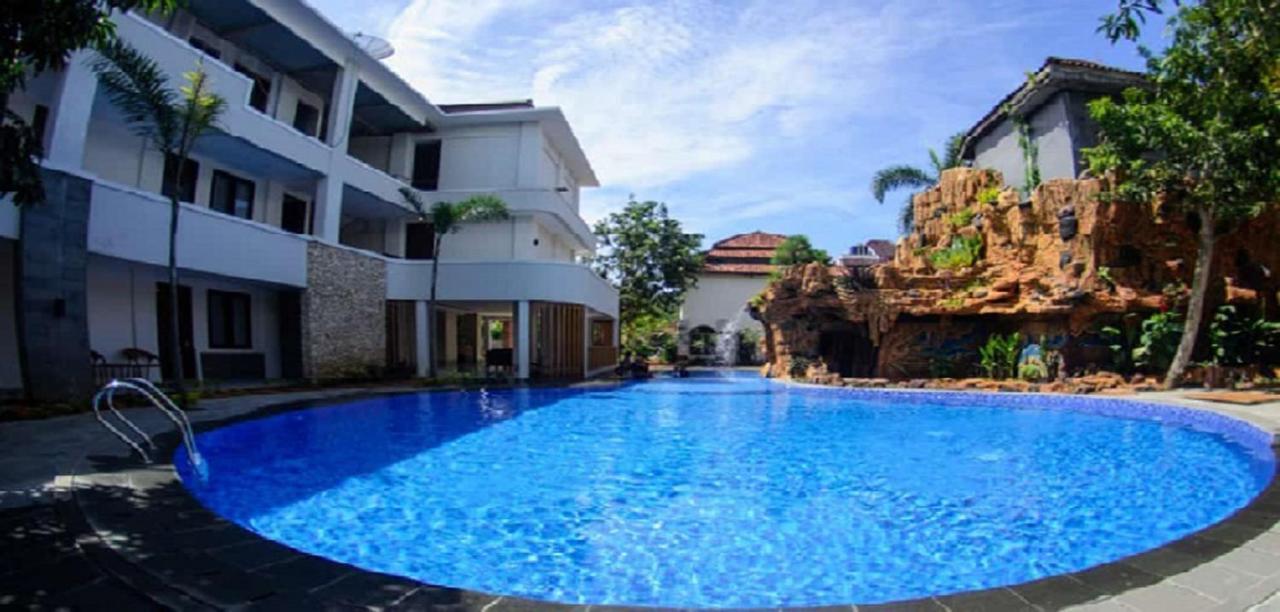 Long Beach Hotel ปางันดารัน ภายนอก รูปภาพ